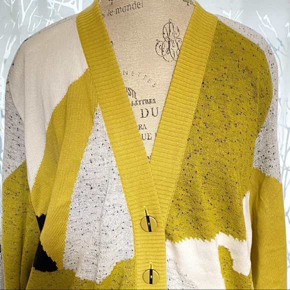 Vintage Patrizia by Mondi green gray white print knit button up cardigan sweater - Picture 4 of 10